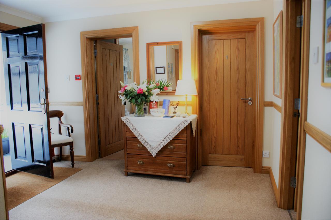 Greencourt Guest House โอบาน ภายนอก รูปภาพ