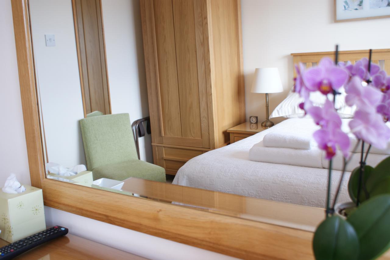 Greencourt Guest House โอบาน ภายนอก รูปภาพ