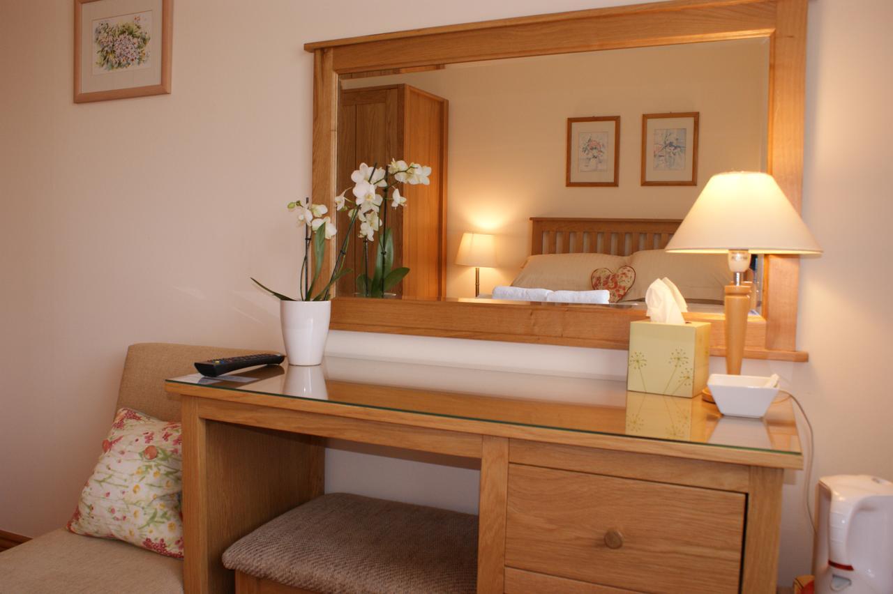 Greencourt Guest House โอบาน ภายนอก รูปภาพ